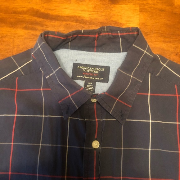 American Eagle button down - Picture 2 of 4